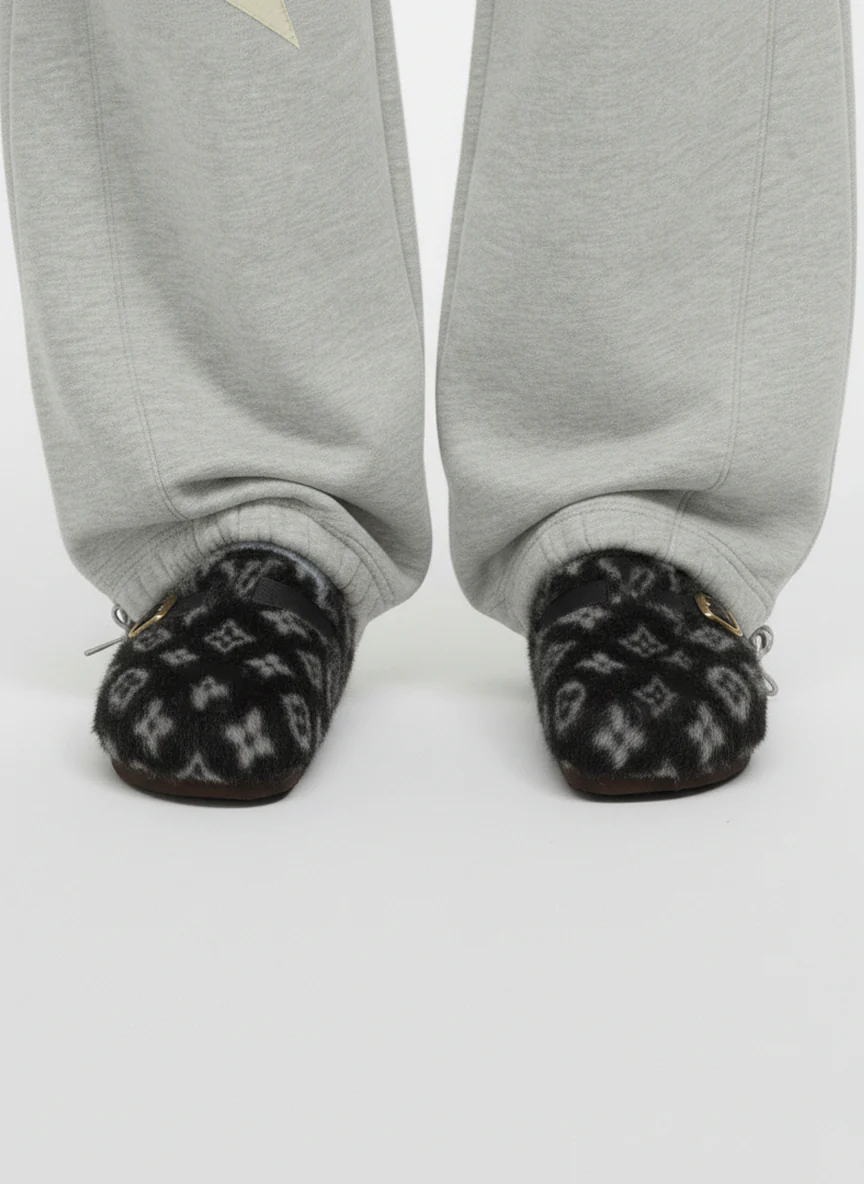 Abstract Spotted Faux Fur Buckle Clogs - Image 3