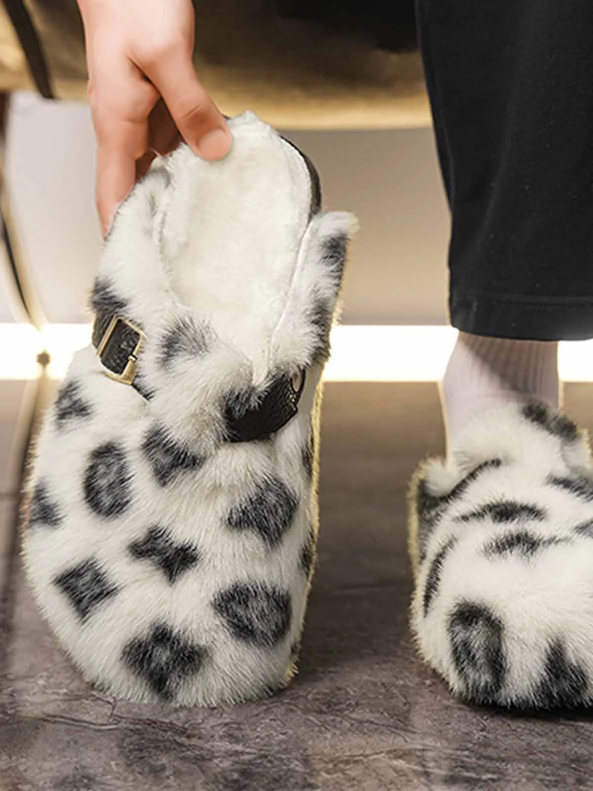 Abstract Spotted Faux Fur Buckle Clogs - Image 9