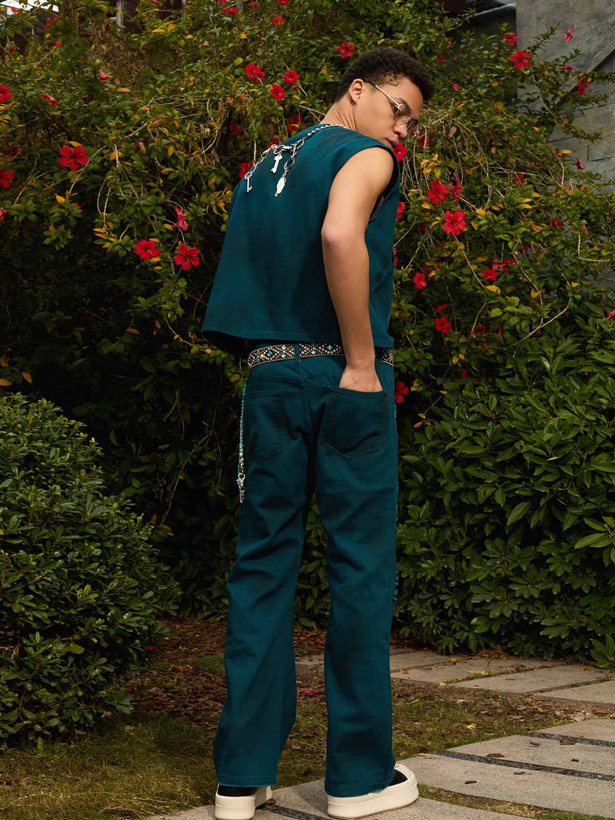 Airbrush Print Sleeveless Vest & Straight Leg Jeans Set - Image 7