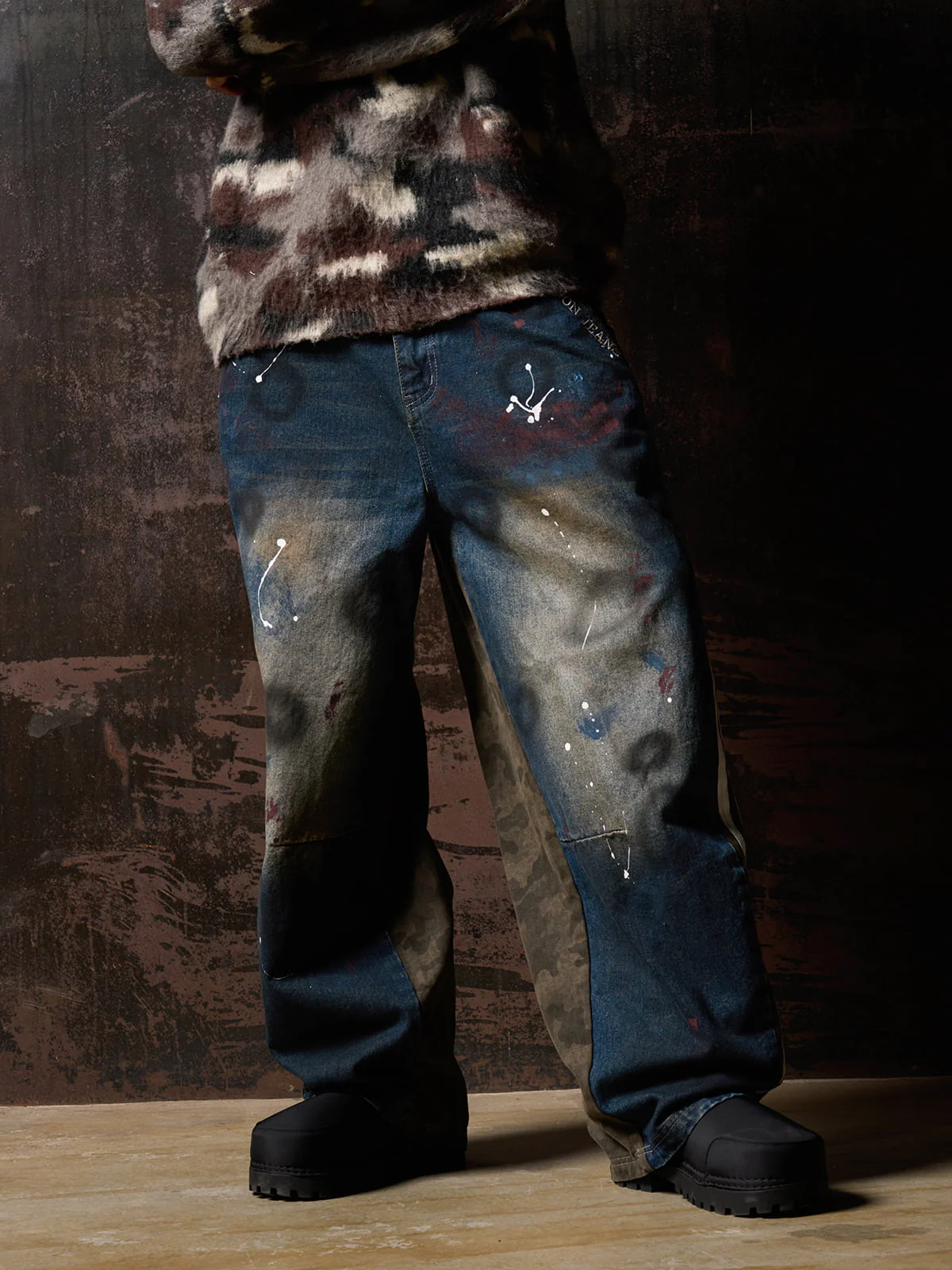 Washed Stripe Patchwork Totem Print Baggy Jeans - Image 11