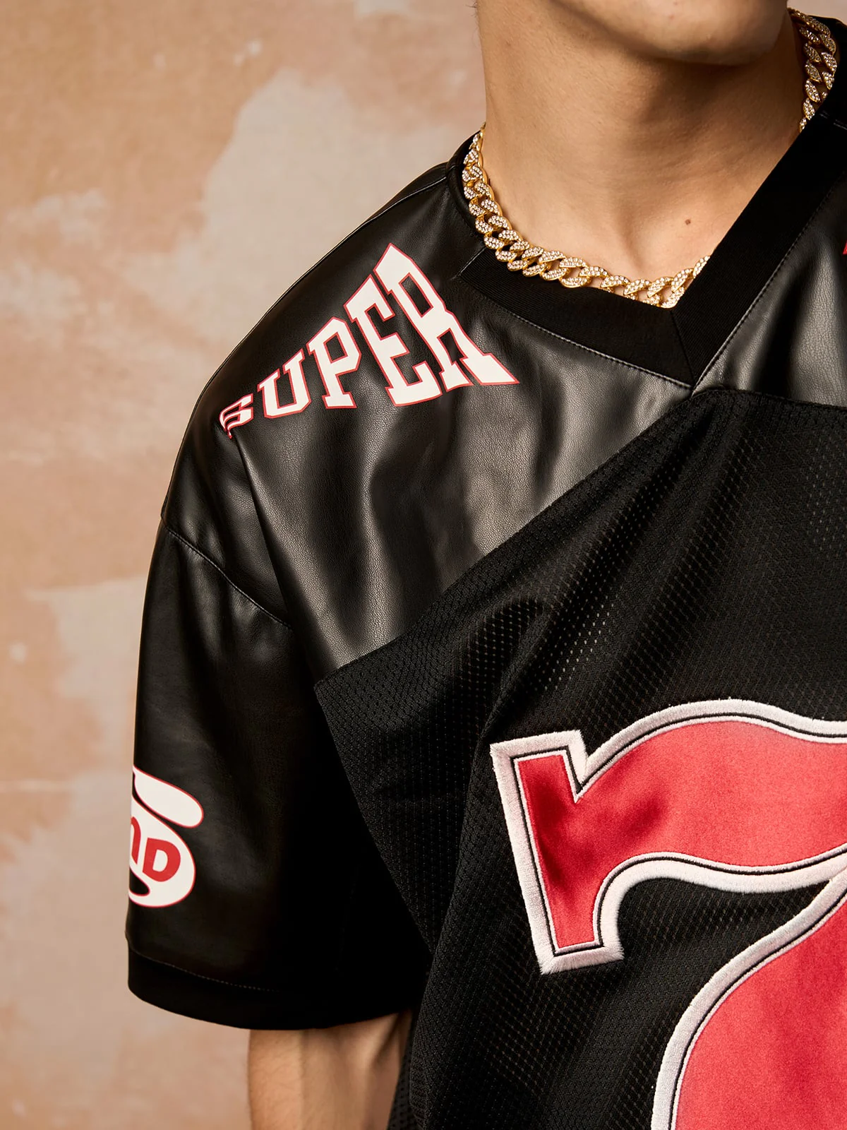 Original "SUPER 7" V-Neck Jersey T-SHIRT - Image 4