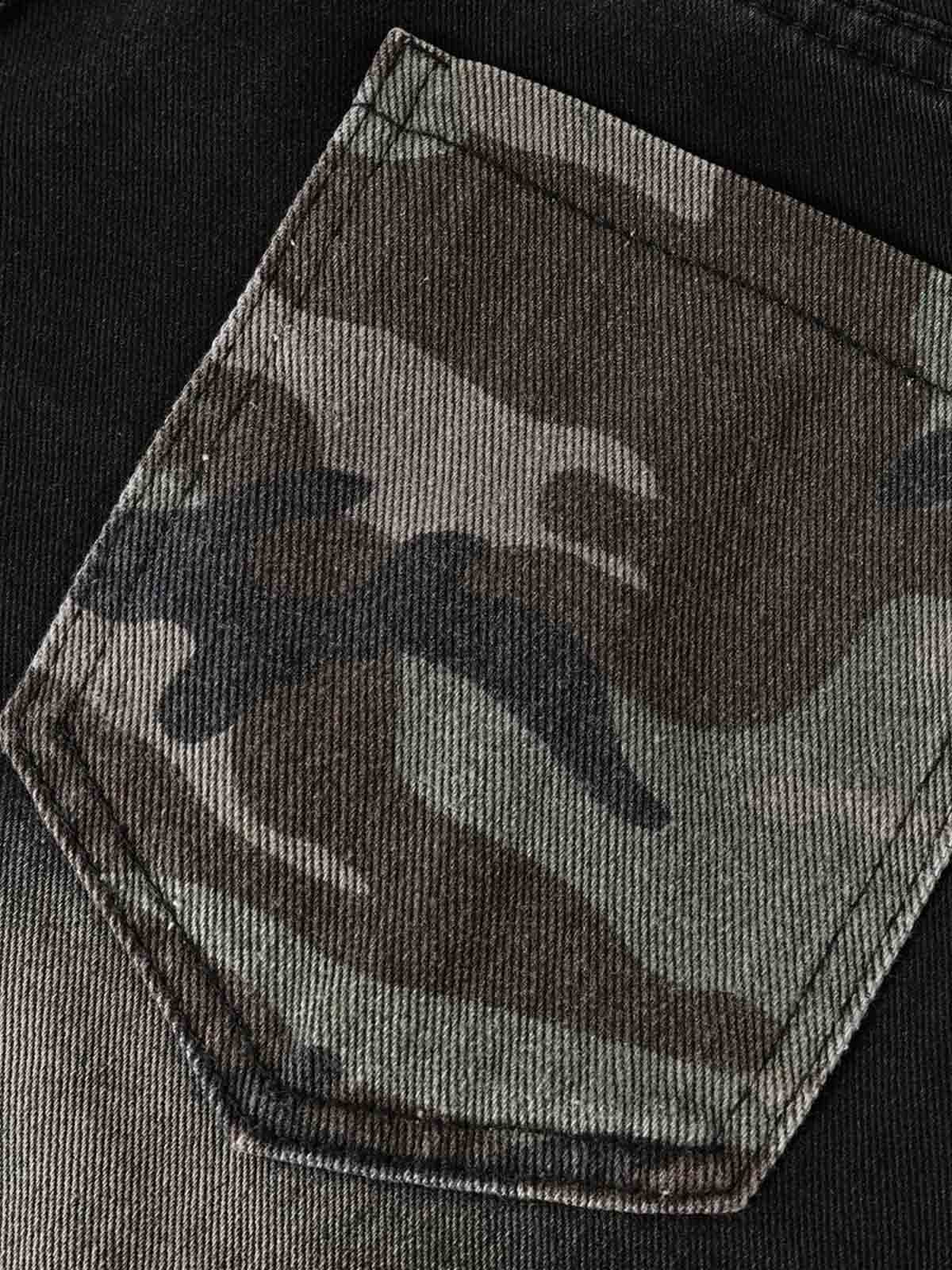 Butterfly Spray Graphic Camo Pocket Barrel Jeans - Image 9