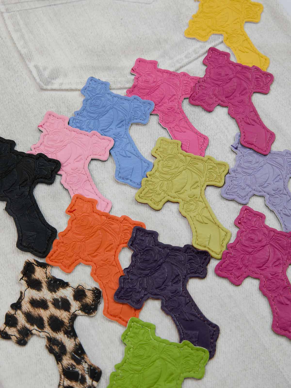 Colorful Cross Patch Straight Leg with Detachable Chain Jeans - Image 12