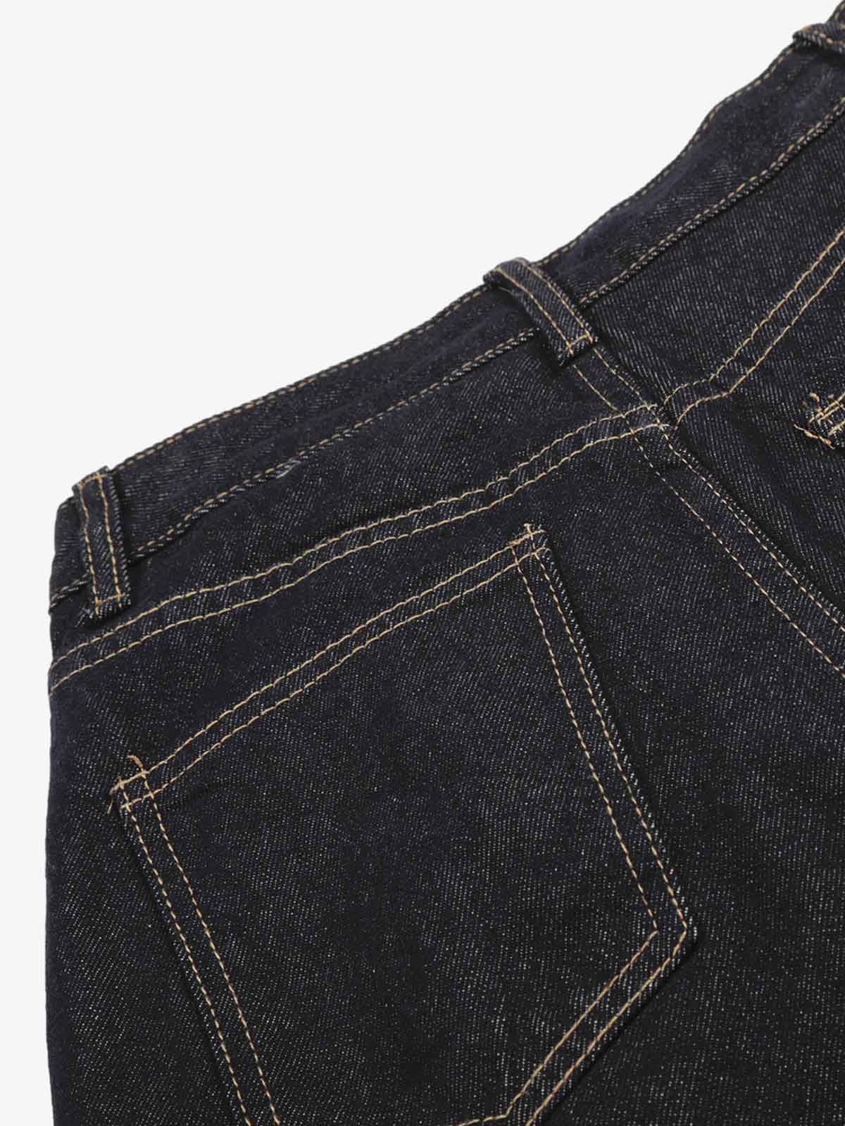 Contrast Panel Barrel Denim Jeans with Chain Detail - Image 5
