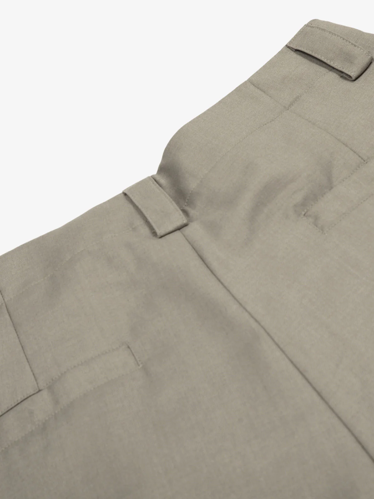 Deconstructed Pleated Pendant Casual Jorts - Image 10