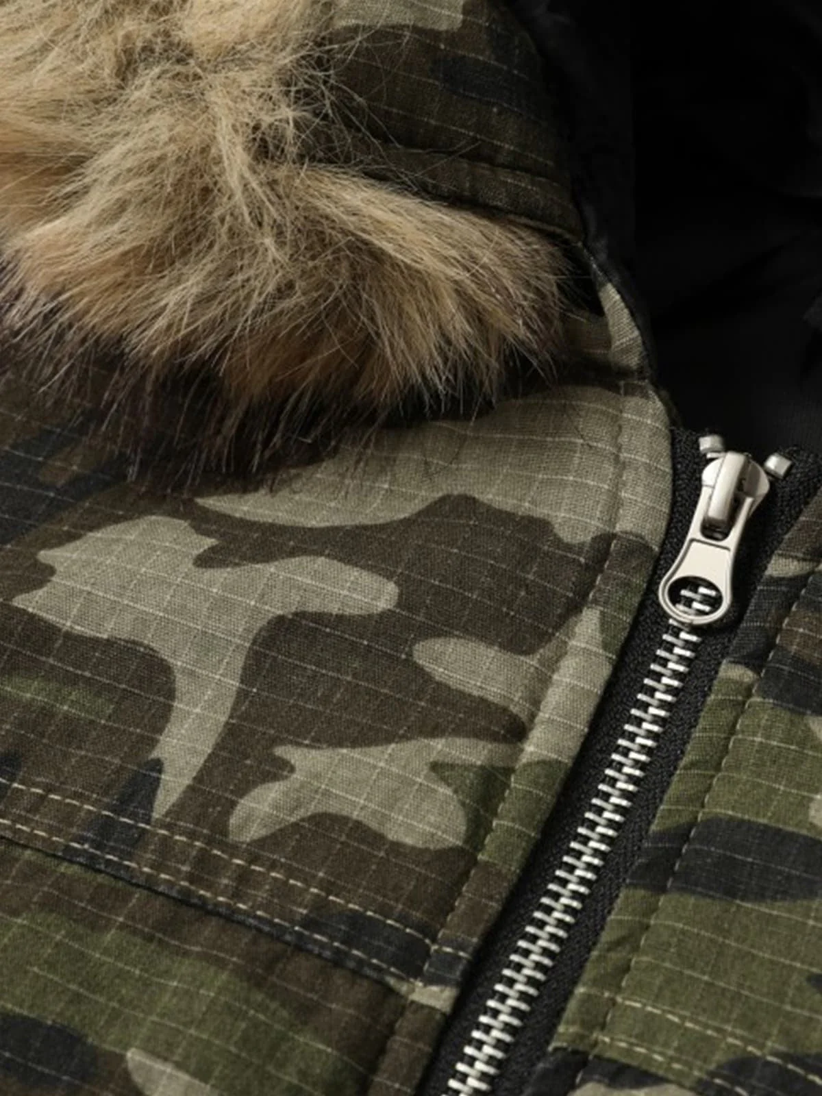 Detachable Fur Collar Forest Camo Padded Jacket - Image 10