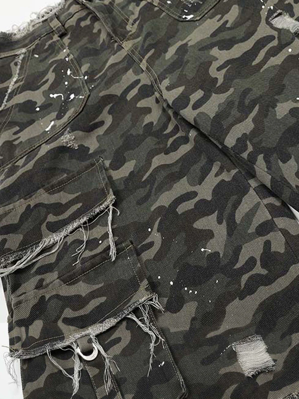 Distressed Camo Multi-Pocket Straight-Leg Jorts - Image 7