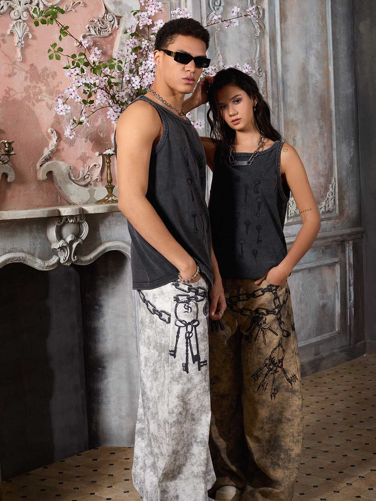 Distressed Chain And Key Print Baggy Pants - Image 6