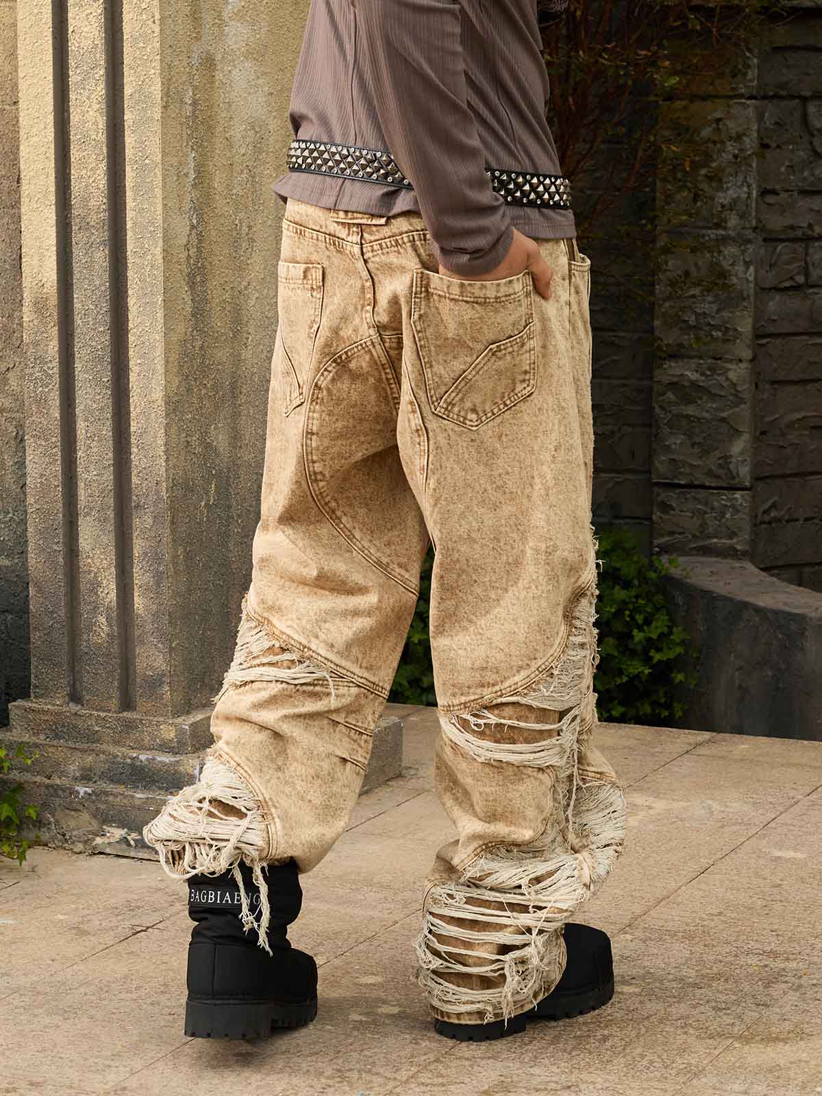 Distressed Raw-Edge Panel Sculpted Wide-Leg Jeans - Image 11