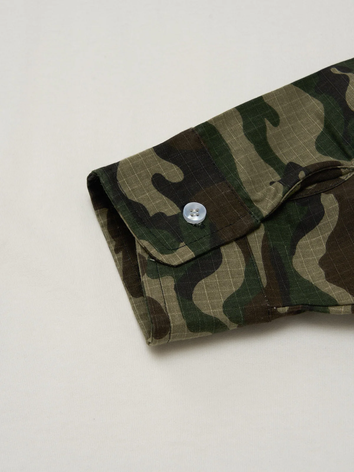 Fake Two-Piece Camouflage Patchwork Long Sleeve T-Shirt - Image 10
