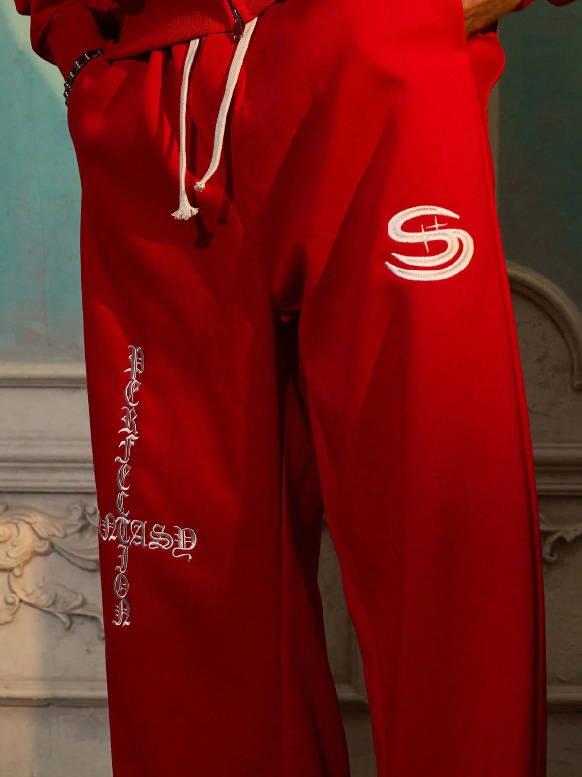 Gothic Letter Cross Embroidery Zip Up Hoodie and Sweatpants Set - Image 11