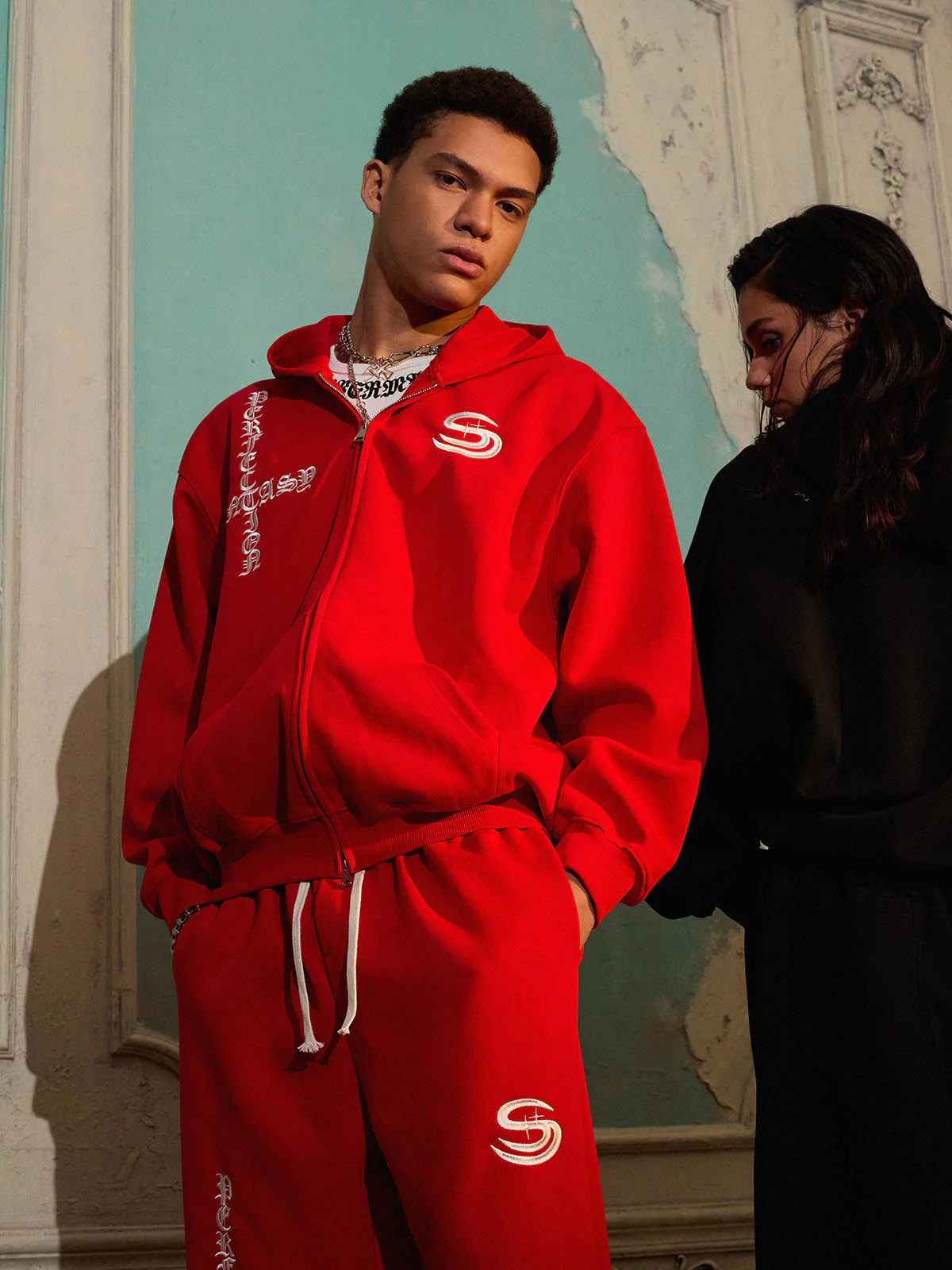 Gothic Letter Cross Embroidery Zip Up Hoodie and Sweatpants Set - Image 13