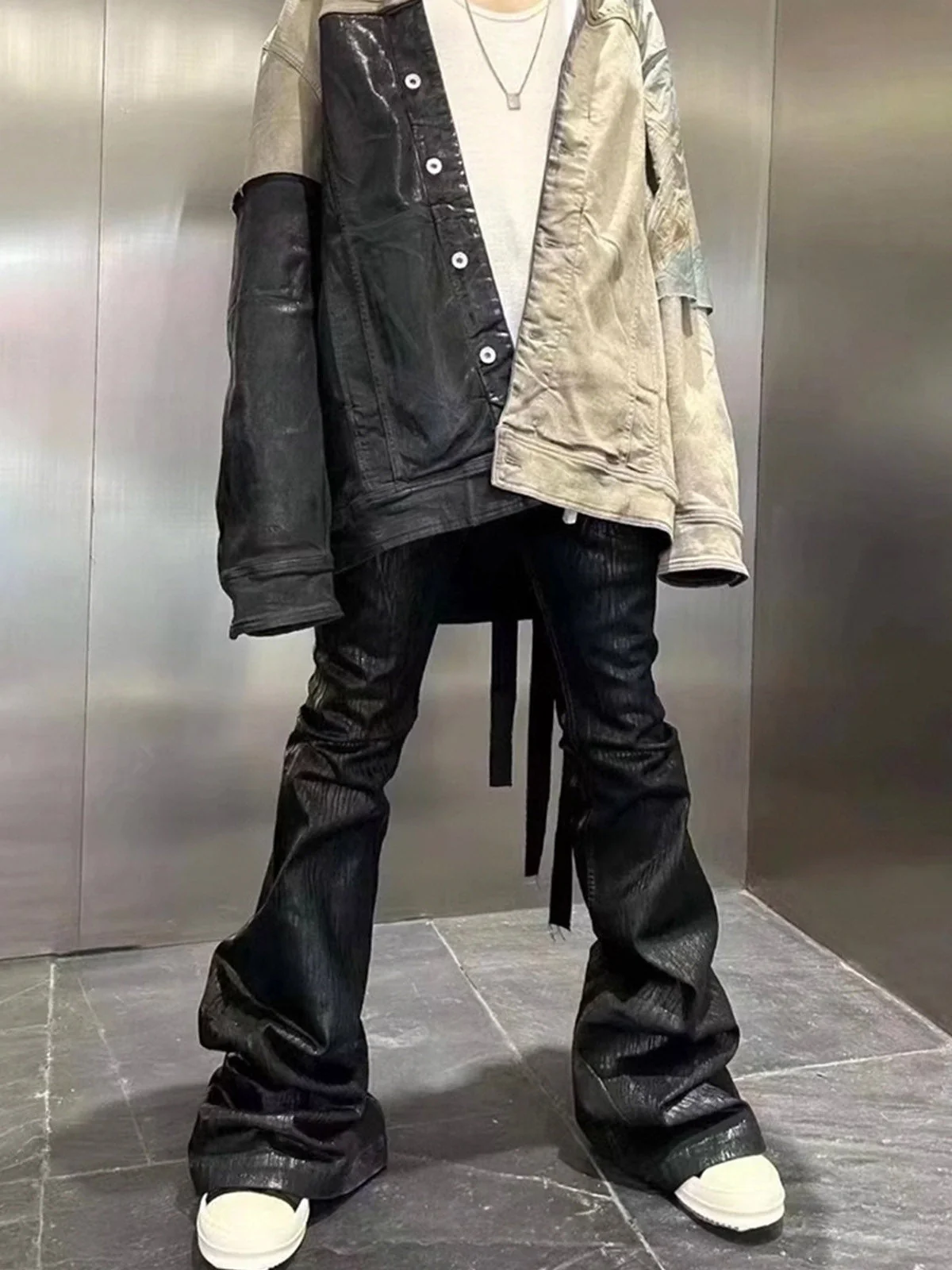 High Street RO Coated Washed Slightly Flared Jeans - 2508 - Image 3