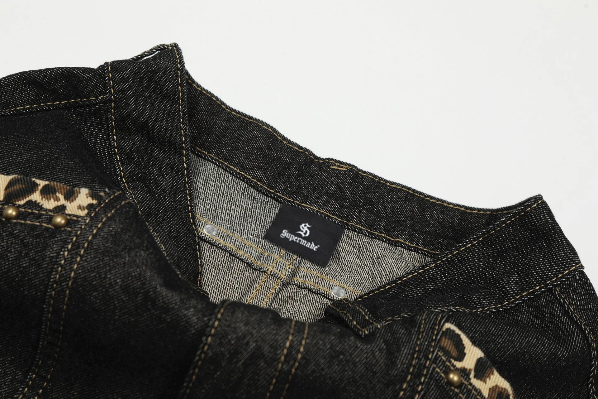 Leopard Patch Embroidered Curved-Leg Jeans - Image 5