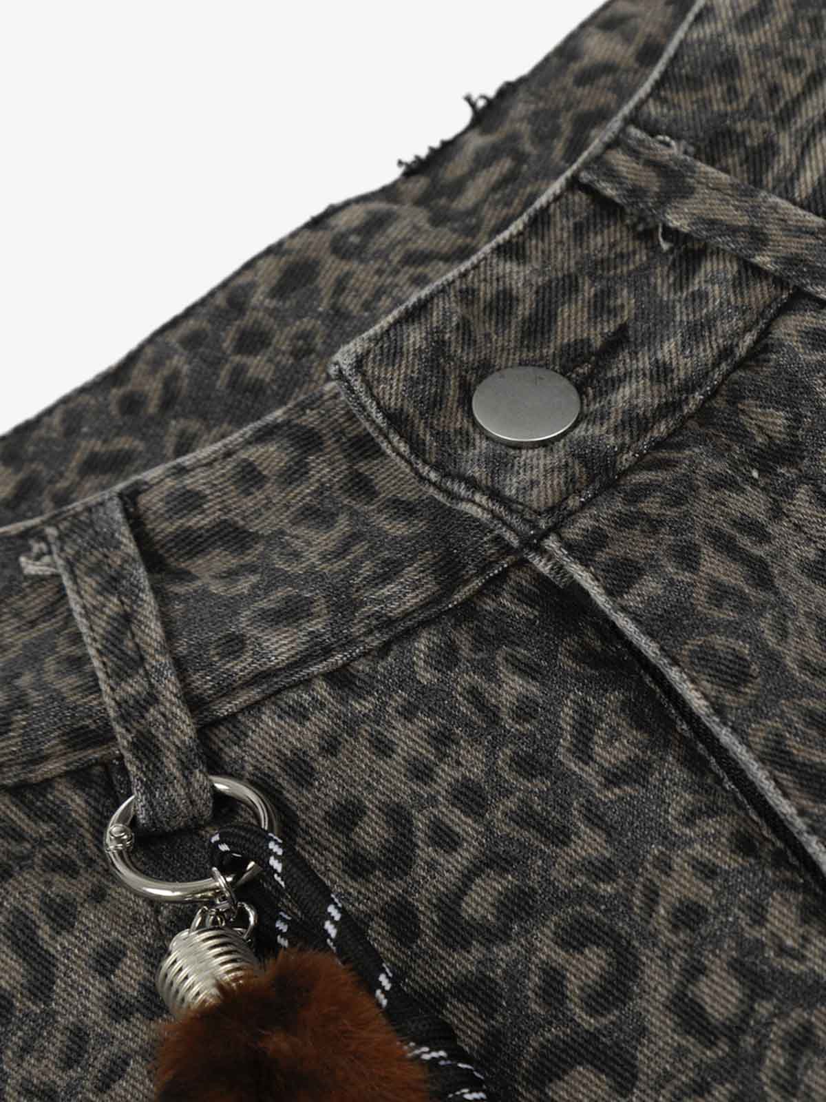 Leopard Pleated Wide Leg Denim Barrel Jeans - Image 8