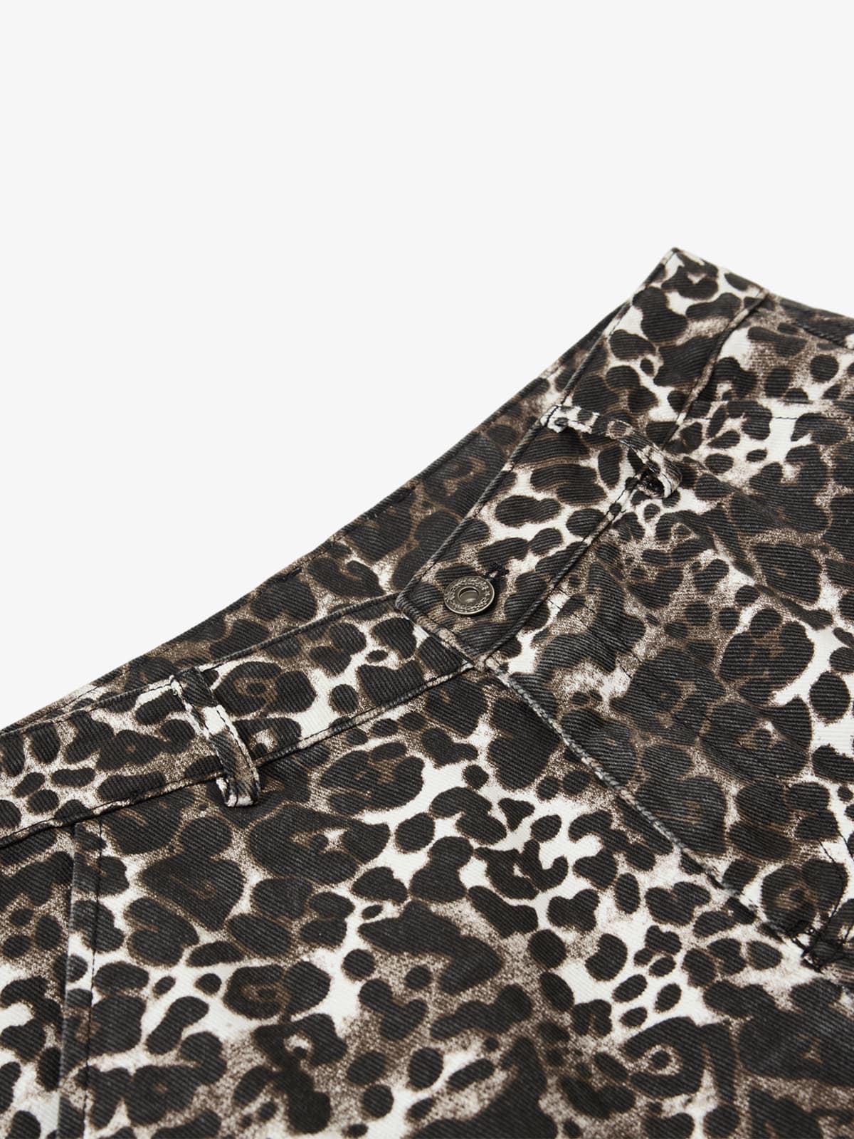 Leopard Print Cargo Wide Leg Pants - Image 3