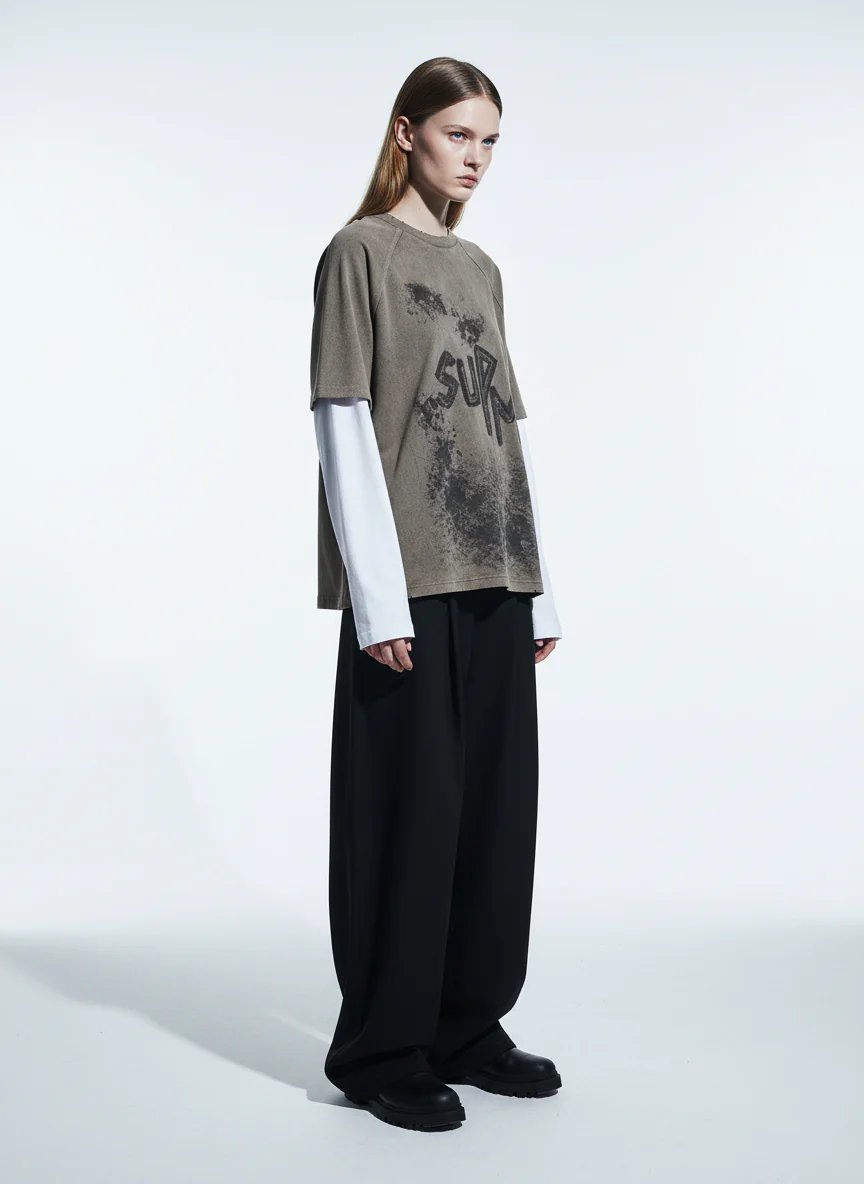 Original Retro Contrast Color Faux Two-Piece Long-Sleeved T-Shirt - Image 5