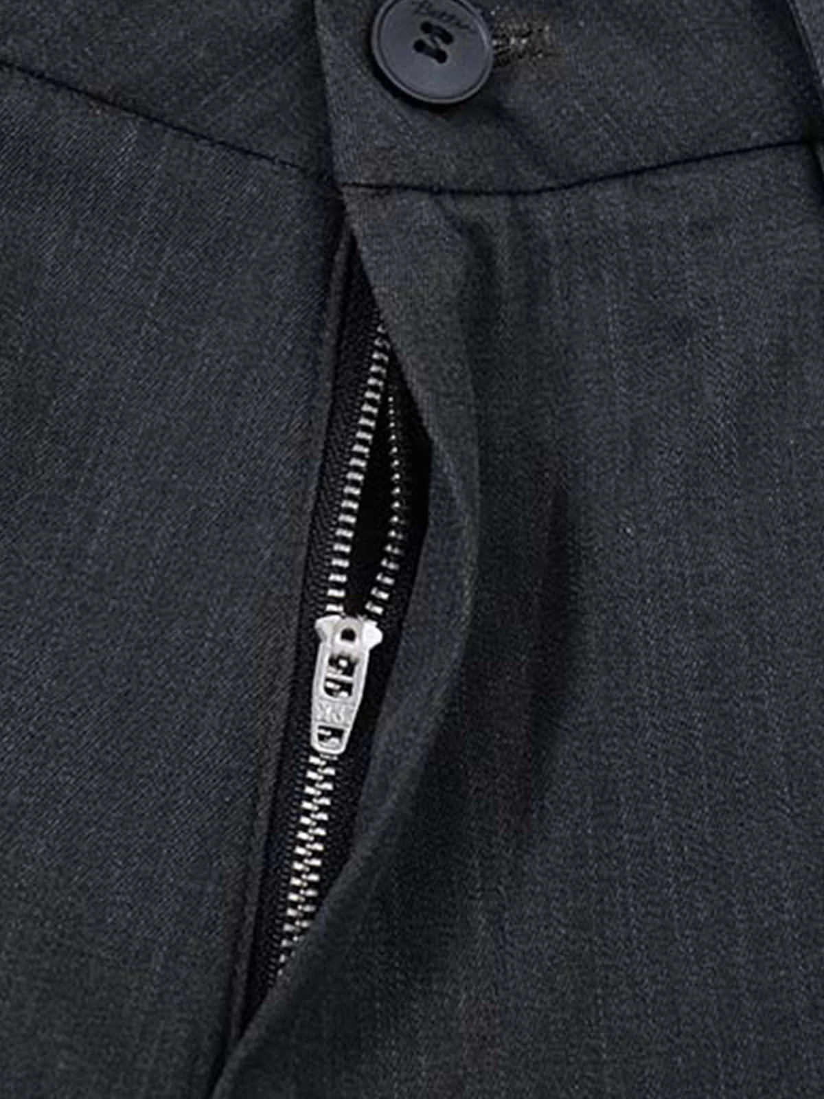 Pleated Wide Leg Jorts - Image 6