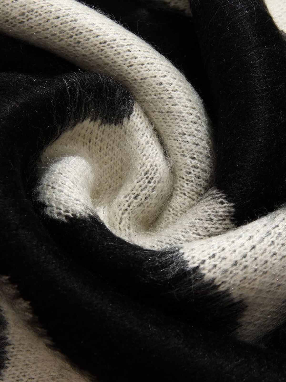 Retro Brushed Abstract Zebra-Style Pattern Sweater - Image 6