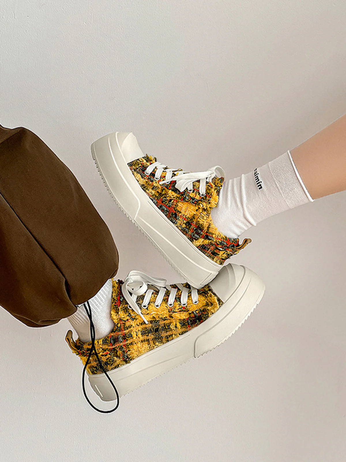 Retro Canvas Irregular Sneakers - Image 4