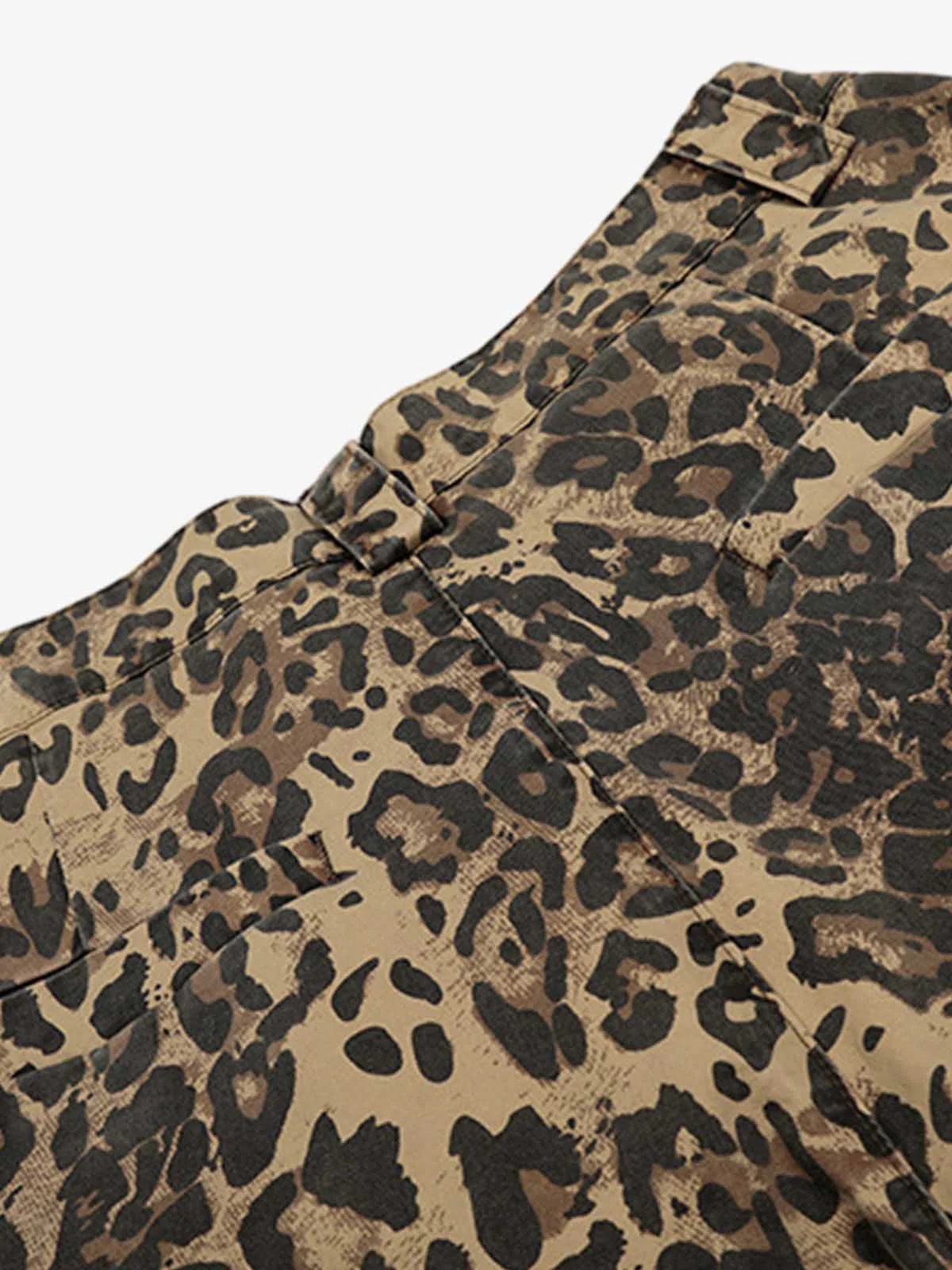 Retro Cheetah Print Pocket Drawstring Cropped Jorts - Image 6