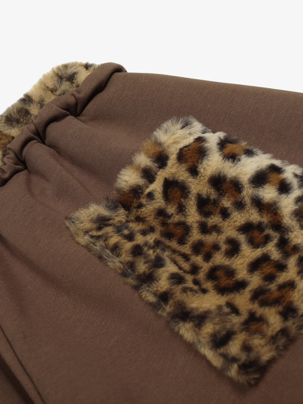 Retro Double-Waist Leopard Patch Barrel Pants - Image 17