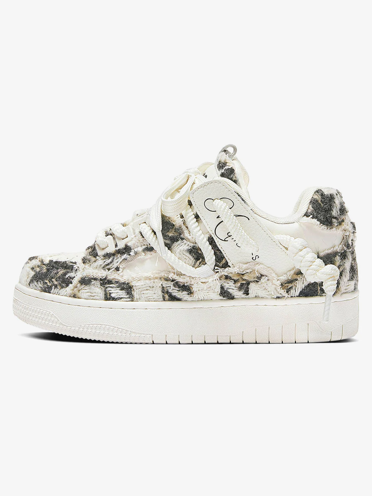 Rubber Sole Contrast Color Destruction Tassel Sneakers - 2356 - Image 3