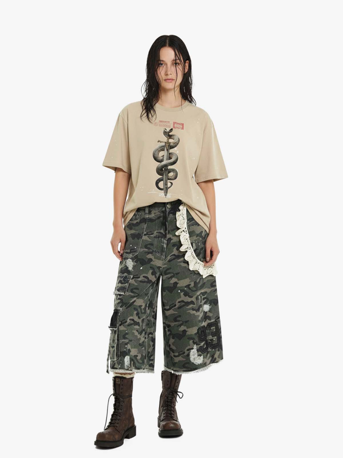 Snake and Sword Graphic T-Shirt - Image 4