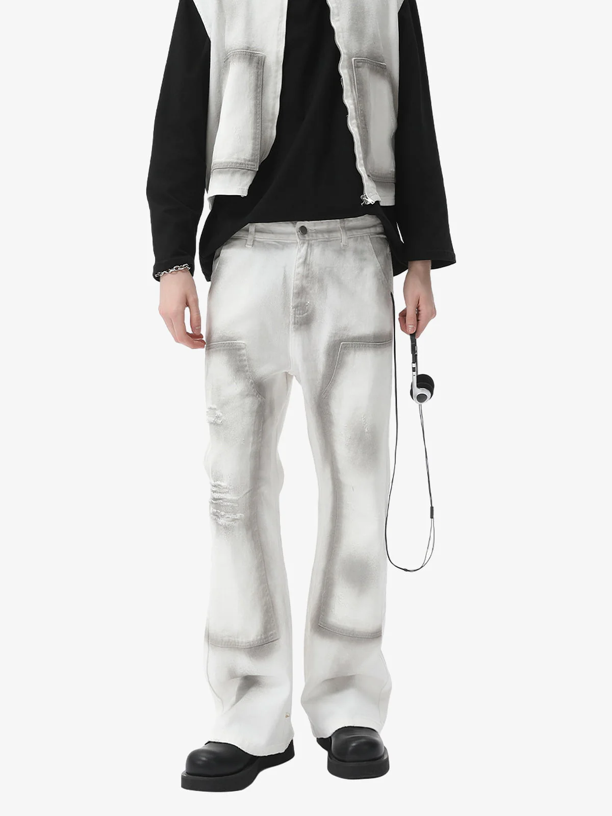 Spray Wash Distressed Straight Leg Denim Jeans