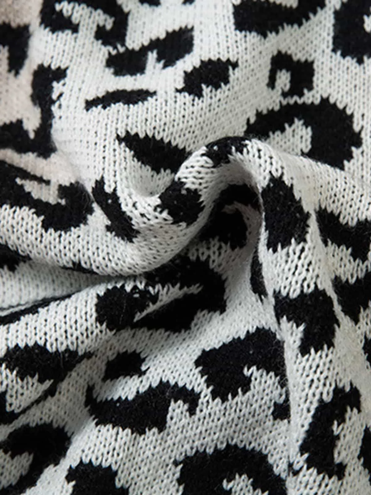 Street Leopard Print Knit Sweater - Image 15