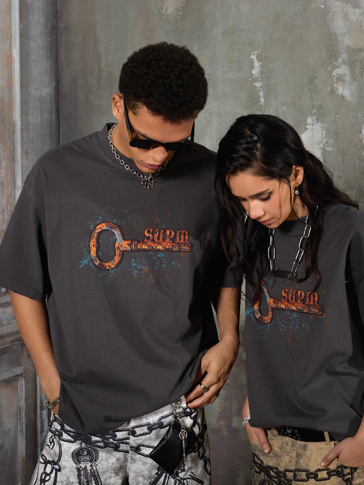 Supermade Rusty Metal Key Print T-Shirt - Image 7