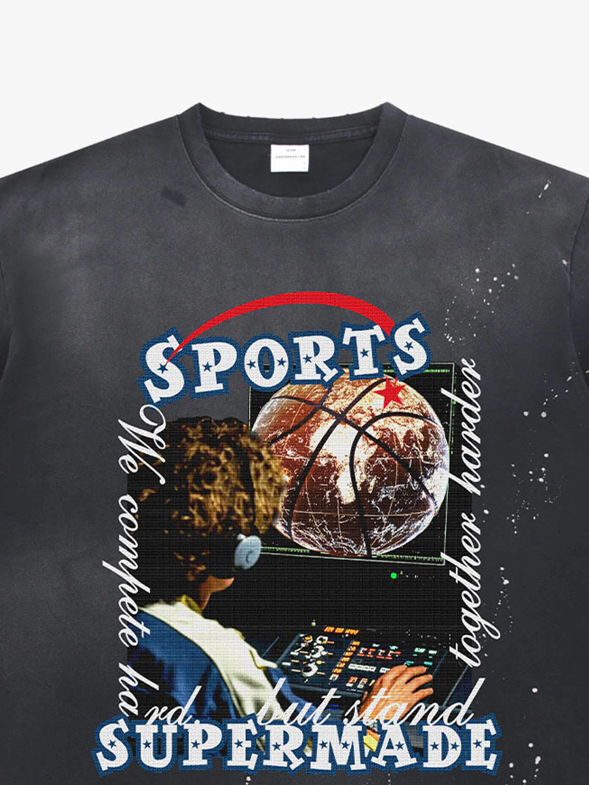Supermade Vintage Sports Basketball Graphic T-Shirt - Image 7
