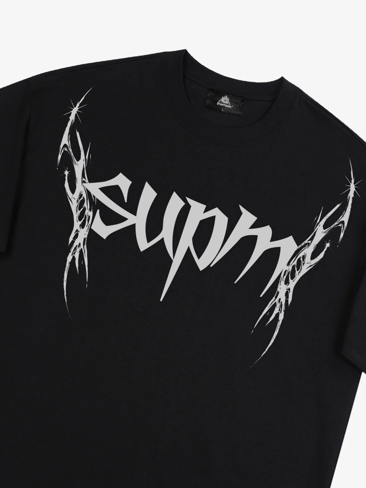 SUPM Gothic Sharp Letter Graphic T-Shirt - Image 11
