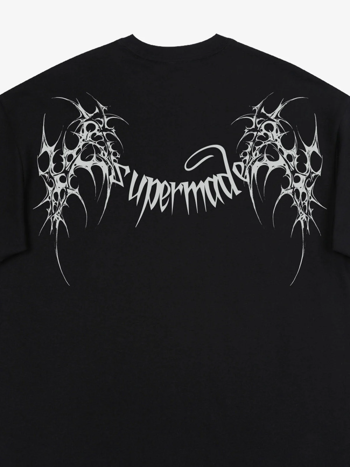 SUPM Gothic Sharp Letter Graphic T-Shirt - Image 12