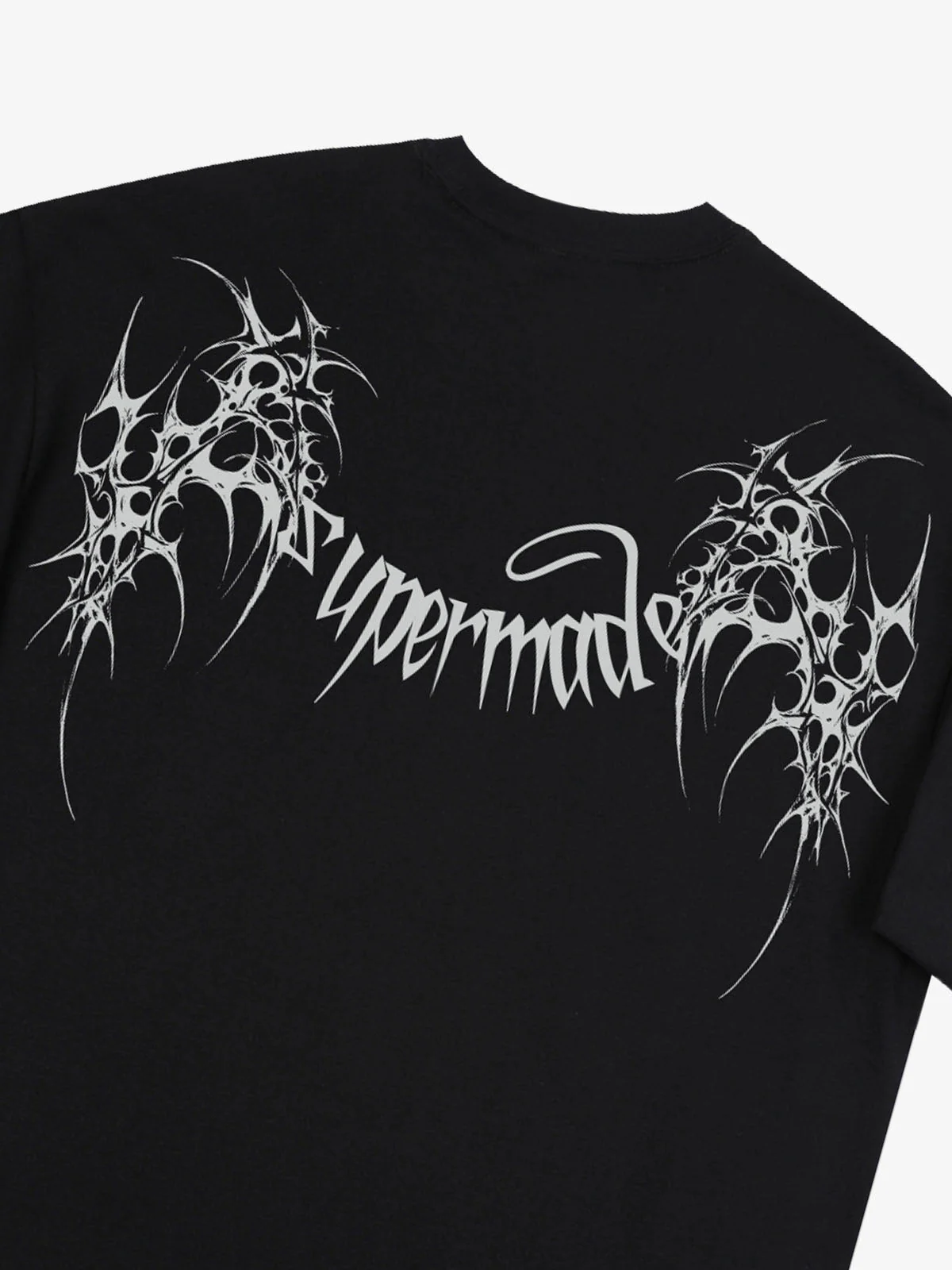 SUPM Gothic Sharp Letter Graphic T-Shirt - Image 13