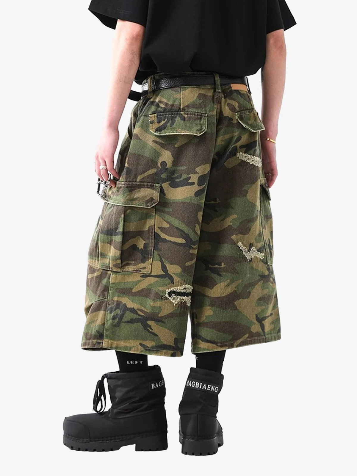 Retro Ripped Camouflage Cropped Jorts - 2387 - Image 9