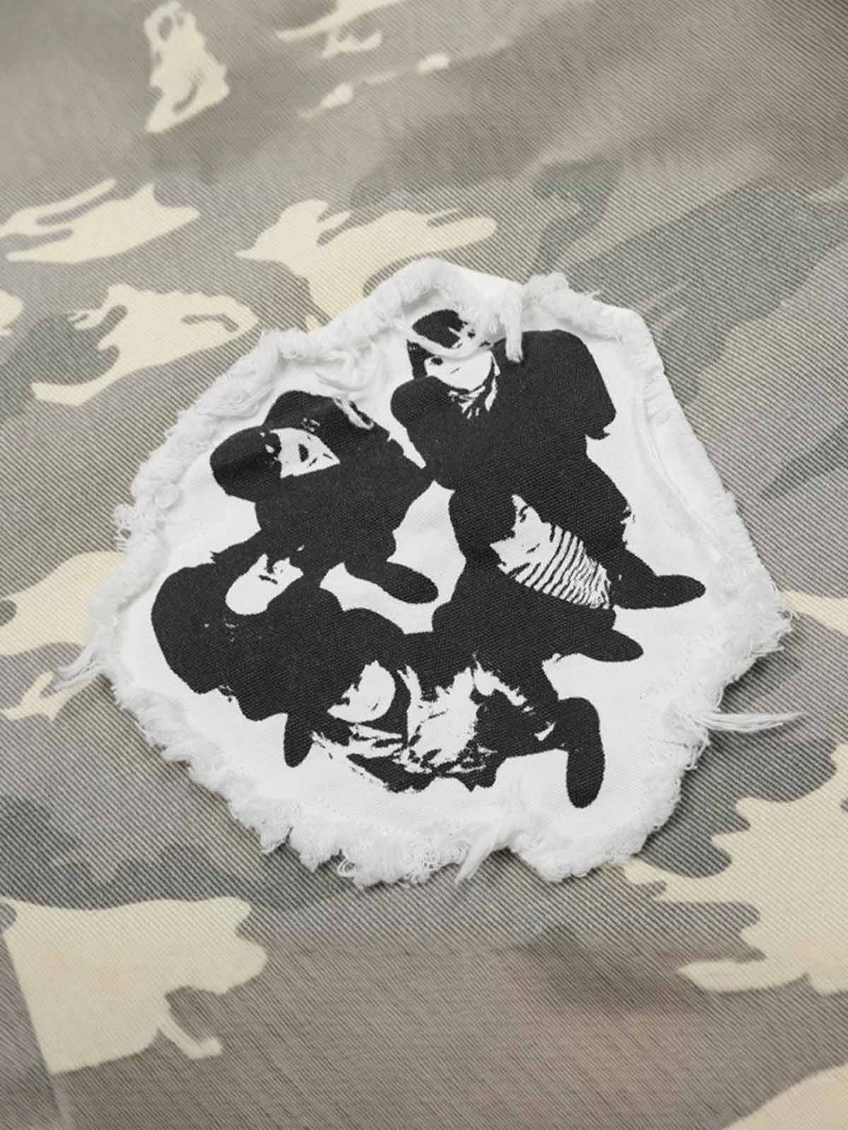 Ripped Applique Embroidered Camouflage Jorts - Image 5