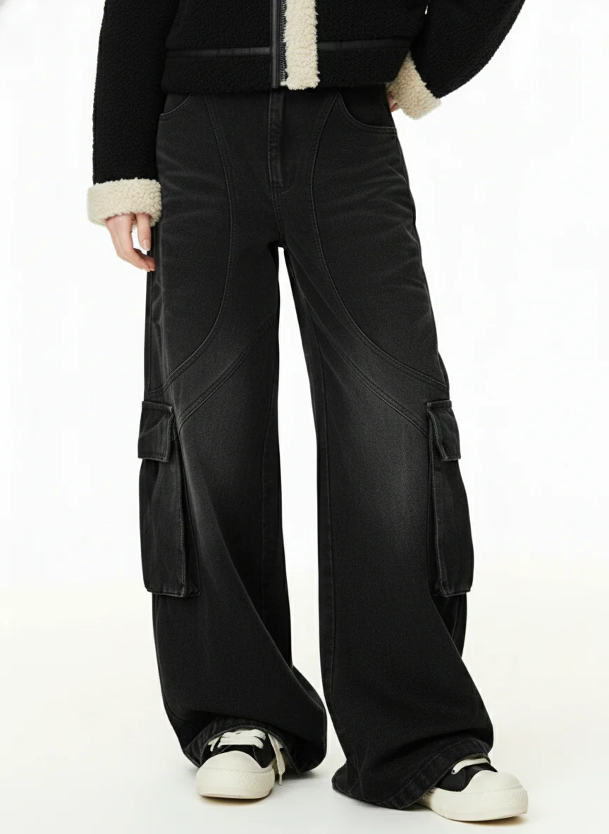 Washed Distressed Multi-Pocket Cargo Jeans