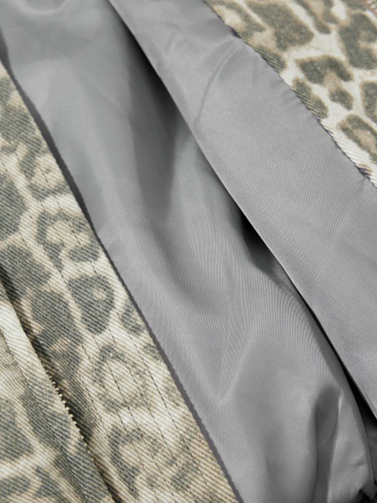 Vintage Leopard Print Bomber Jacket - Image 8