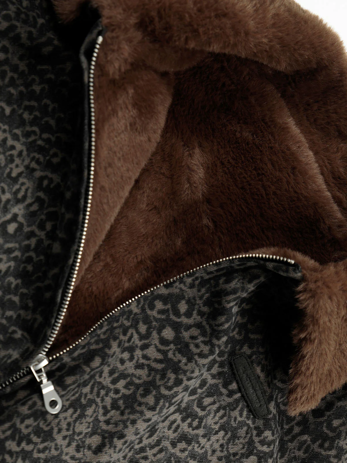 Vintage Leopard Print Faux Fur Collar Fleece Zip Up Vest - Image 5