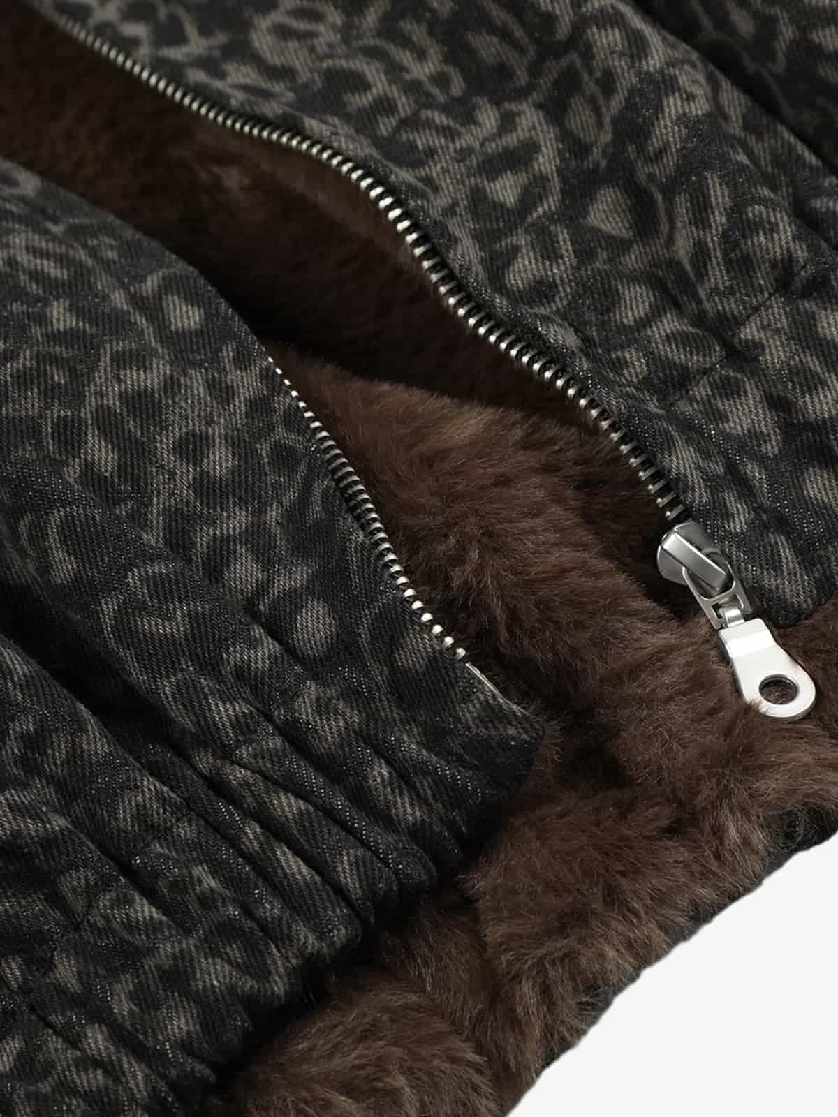 Vintage Leopard Print Fleece Zip Up Vest - Image 11