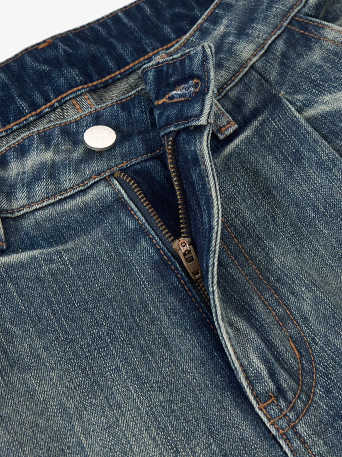 Vintage Pleated Fade Baggy Jeans - Image 5