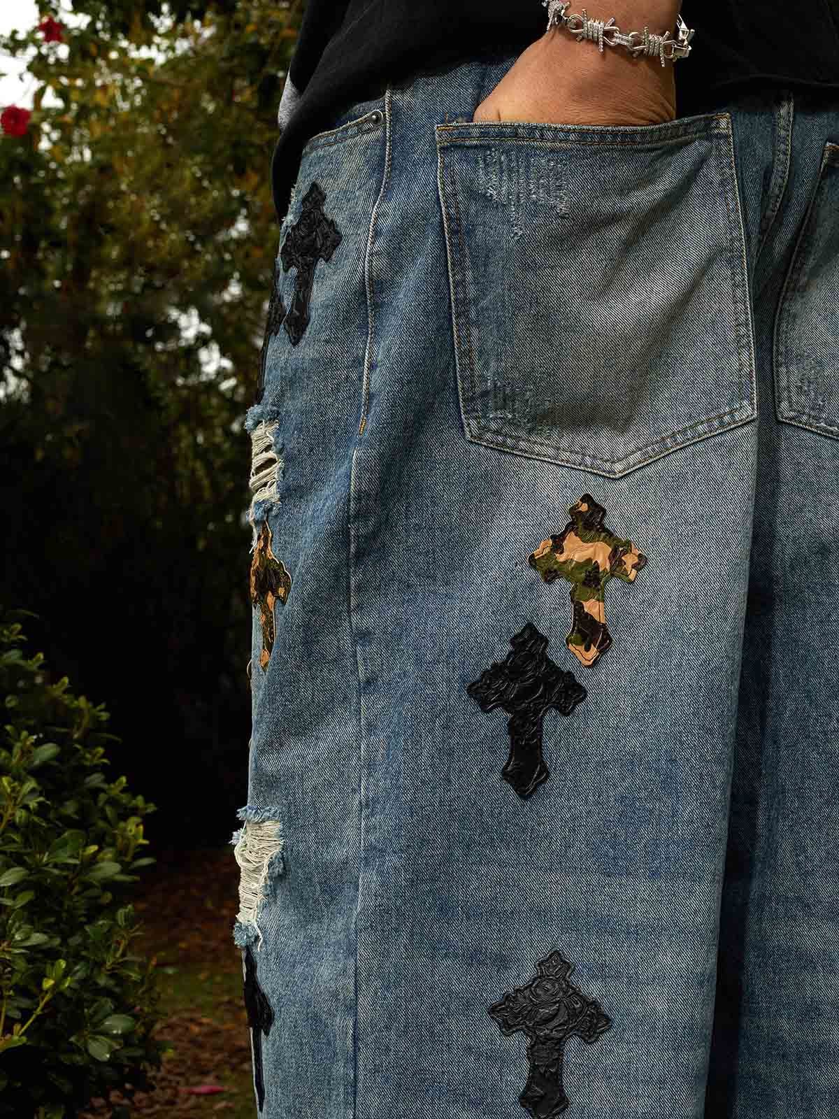 Vintage Wash Camo Cross Applique Distressed Straight Jeans - Image 7