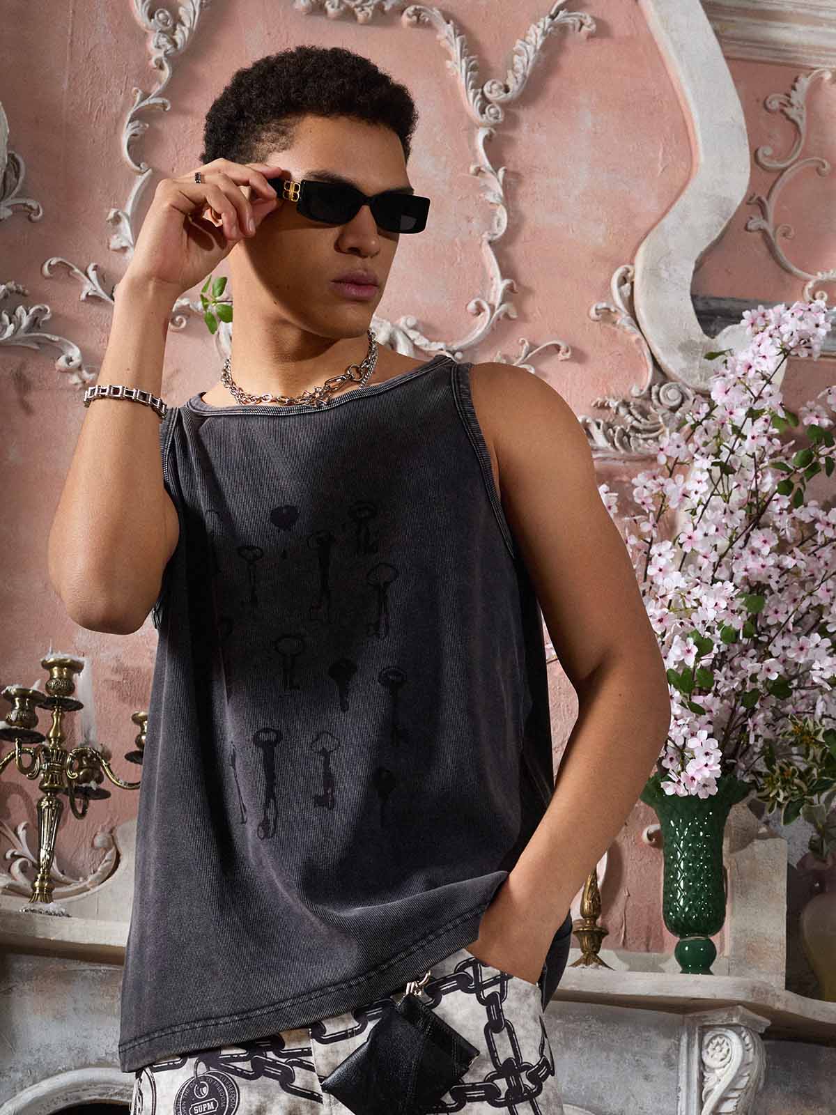 Washed Distressed Key Print Vest - Image 4