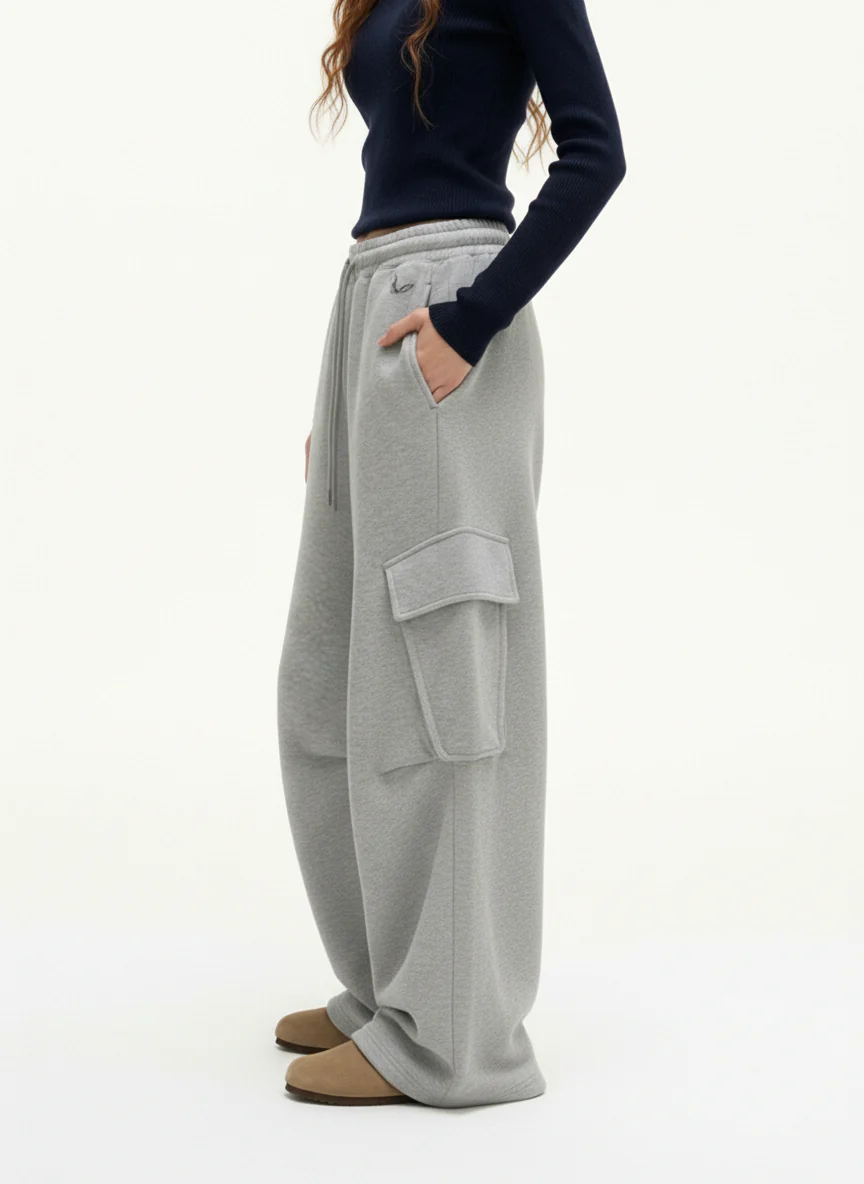 Wrinkled Detail Multi-Pocket Cargo Sweatpants - Image 3